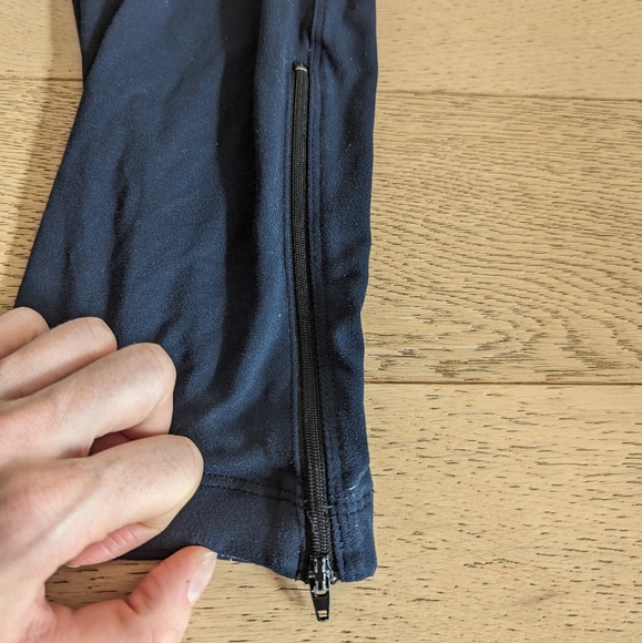 The North Face workout joggers - Picture 9 of 13